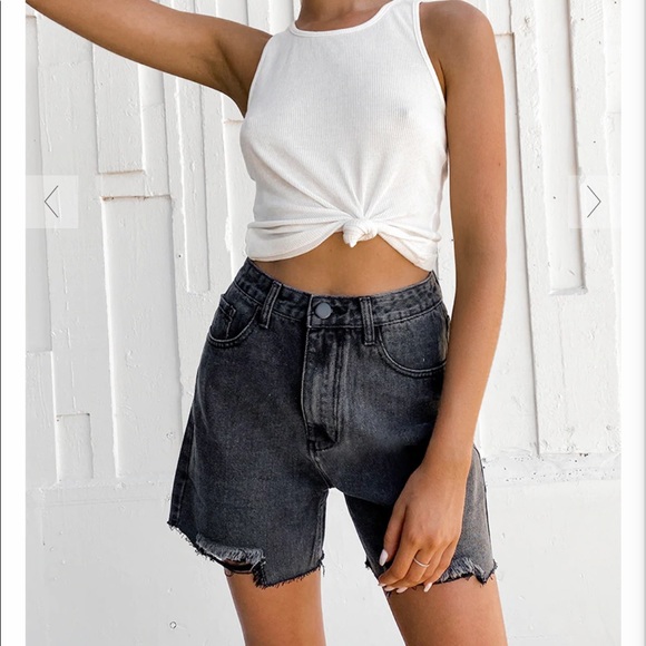 Dissh - NATION BLACK DISTRESSED DENIM SHORT - Picture 1 of 7